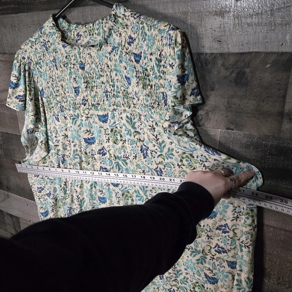 torrid floral t shirt style dress - Picture 7 of 7